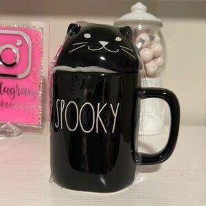 RAE DUNN “SPOOKY” BLACK KITTY CAT MUG WITH TOPPER